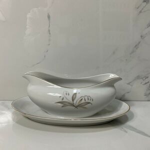 KAYSONS Fine China Golden Rhapsody Gravy Boat